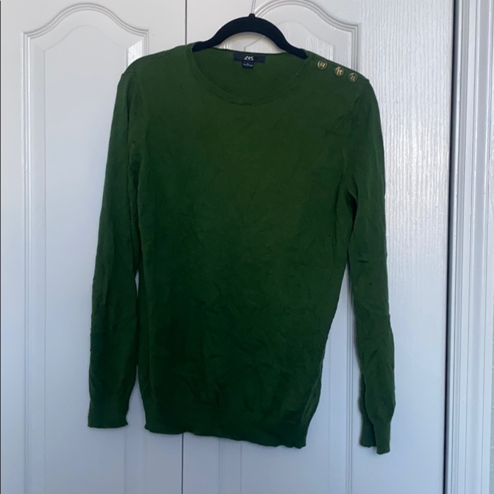 Green sweater